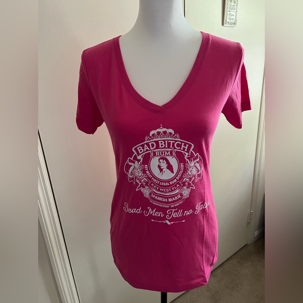 EUC Women’s Key West 1st Distillery T-Shirt